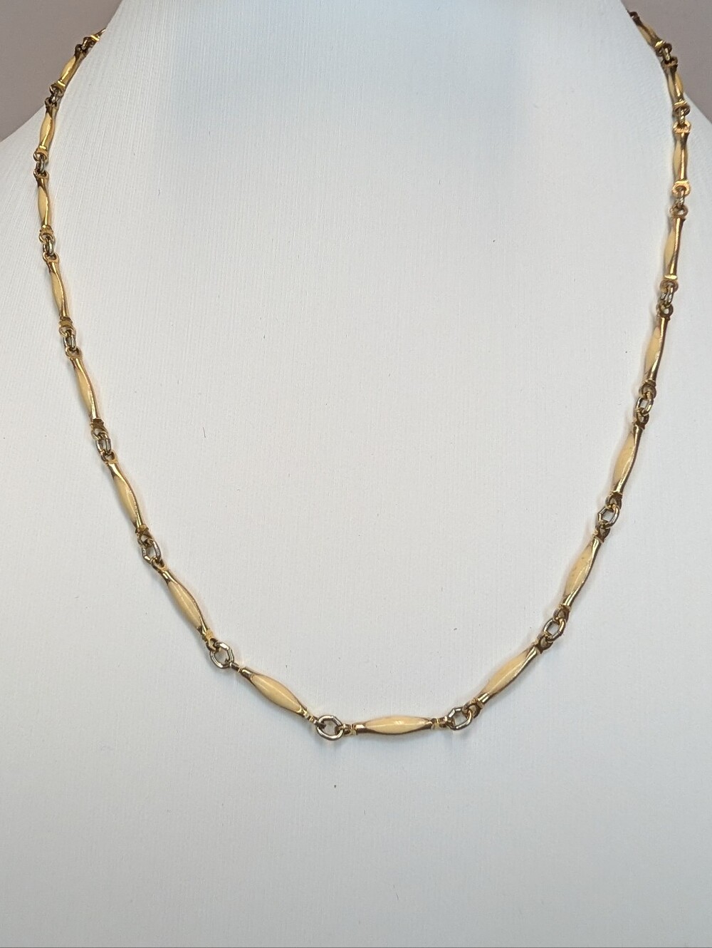 Gold-Tone With Yellow Enamel Accent Women’s Link Necklace